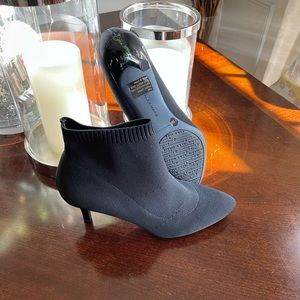 Perfect for Winter-Black Shoe Bootie‼️